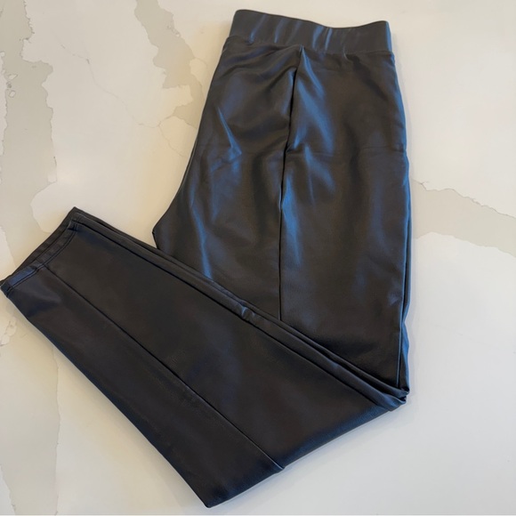 LOFT Women's Vegan Leather Leggings Black Size L Elastic Waist Casual Date Night - Picture 3 of 11